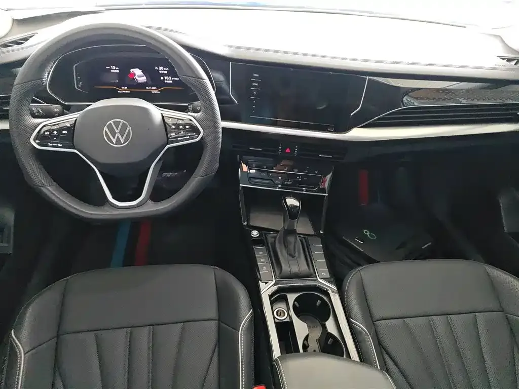 Volkswagen Passat 2024 из CN, фото 10