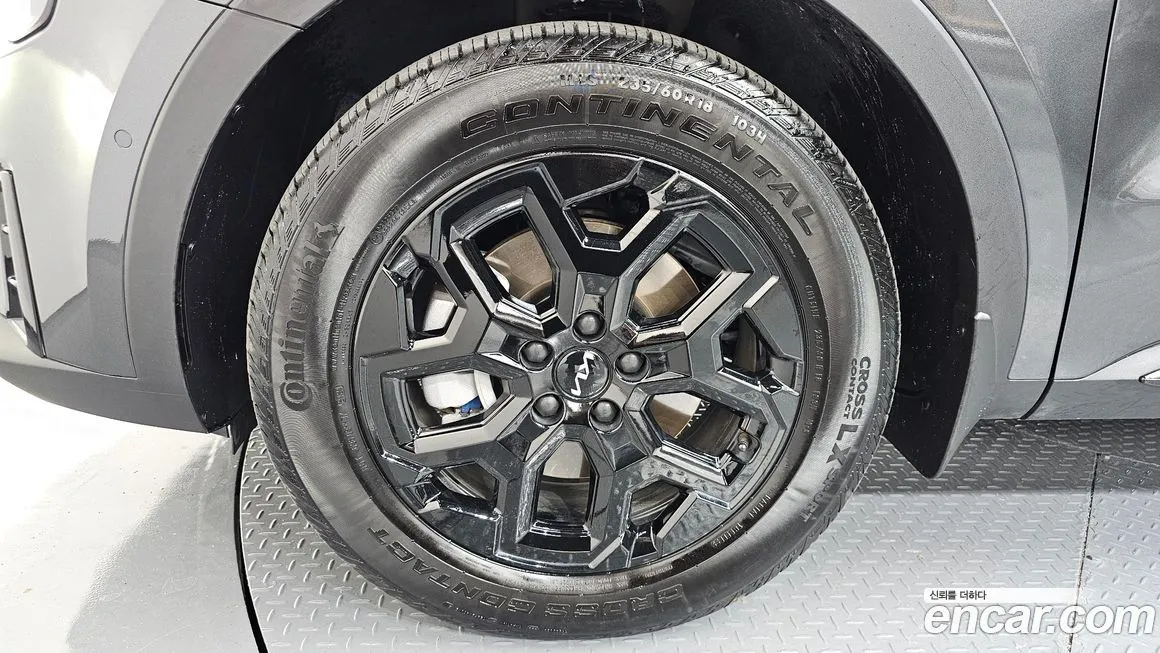 Kia Sorento — фото 5