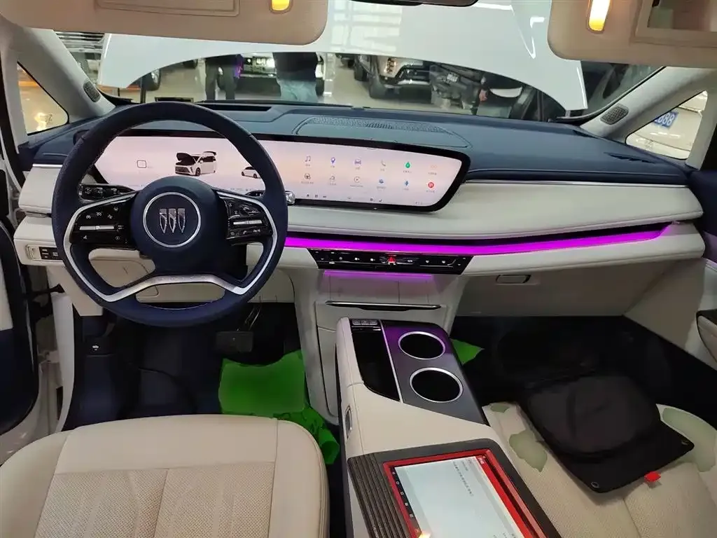Buick GL8 Hybrid 2025 из CN, фото 10