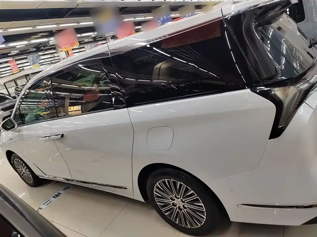 Buick GL8 Hybrid 2025 из CN, фото 5