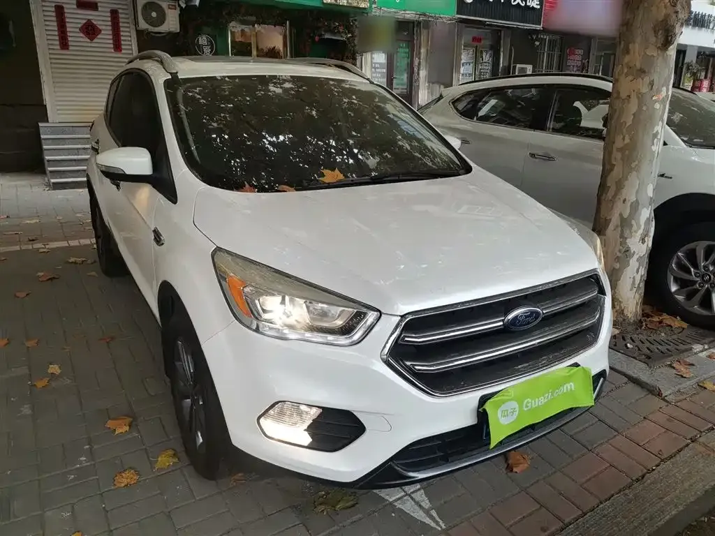 Ford Kuga 2021 из CN, фото 3