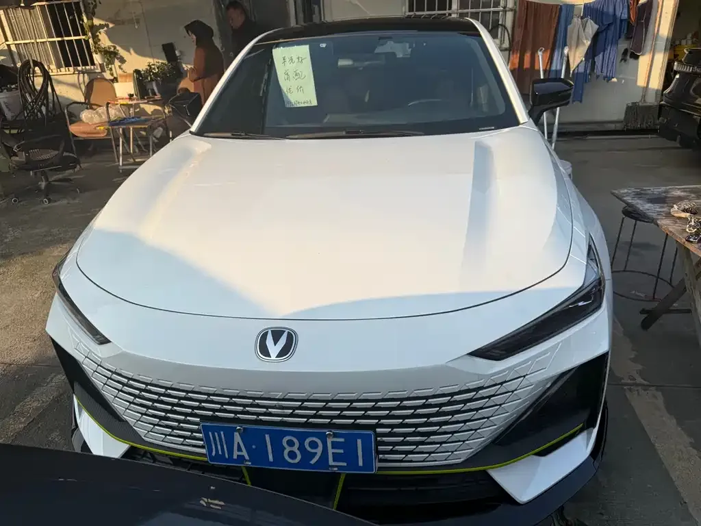 Changan UNI-V 2022 из CN, фото 2