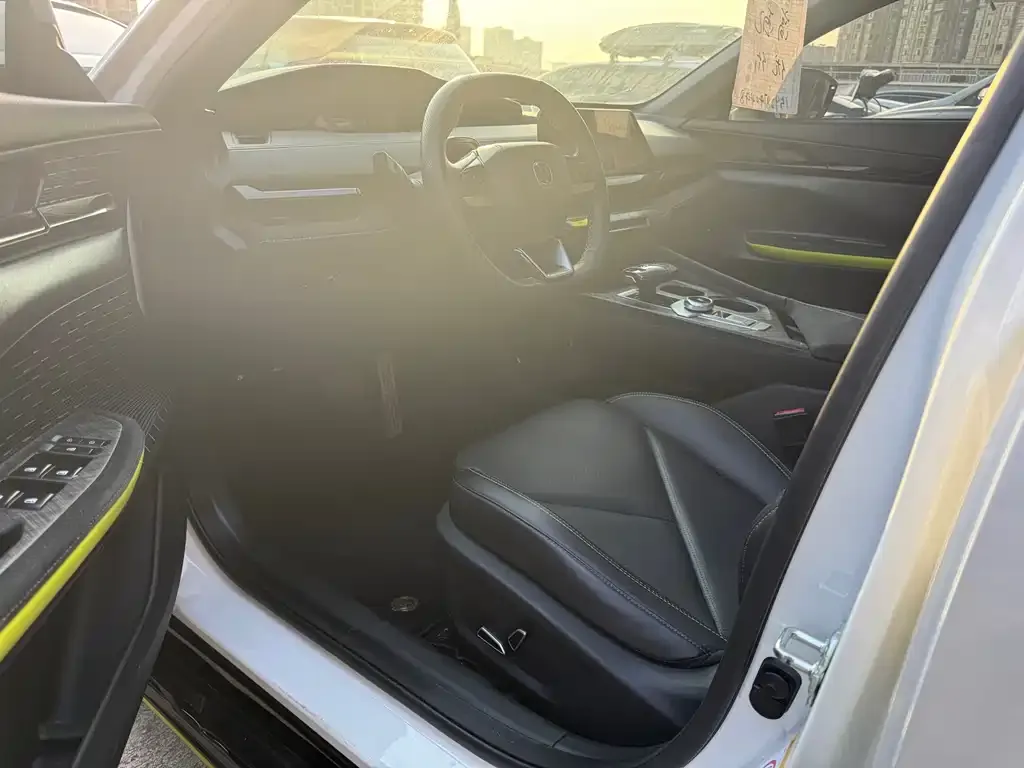 Changan UNI-V 2022 из CN, фото 4