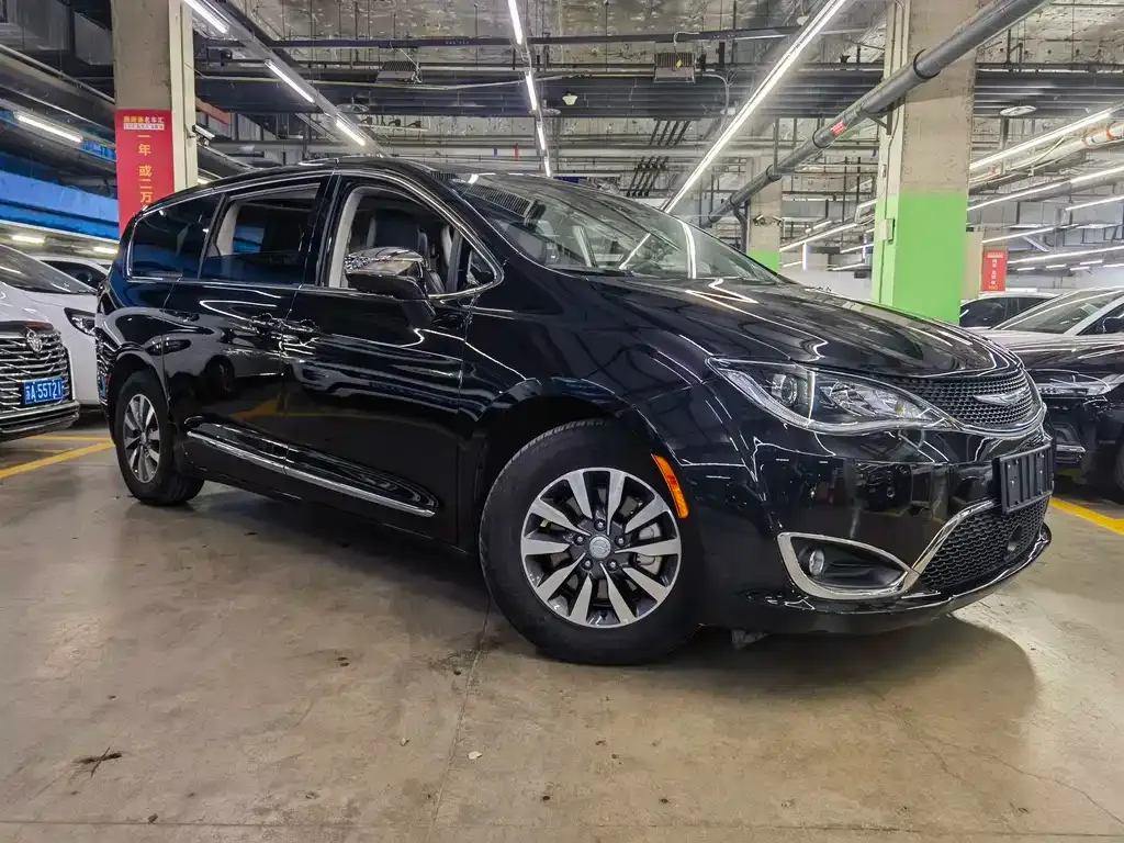 Chrysler Grand Voyager PHEV (Import) 2025 из CN, фото 3