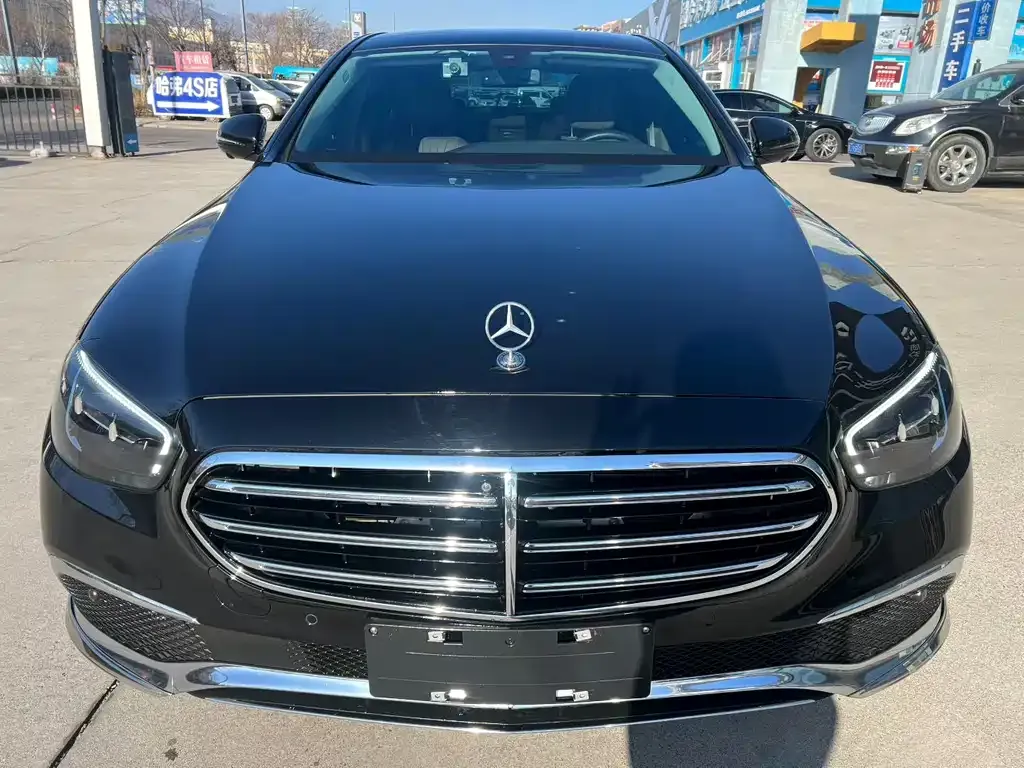Mercedes-Benz E-Class 2023 из CN, фото 2