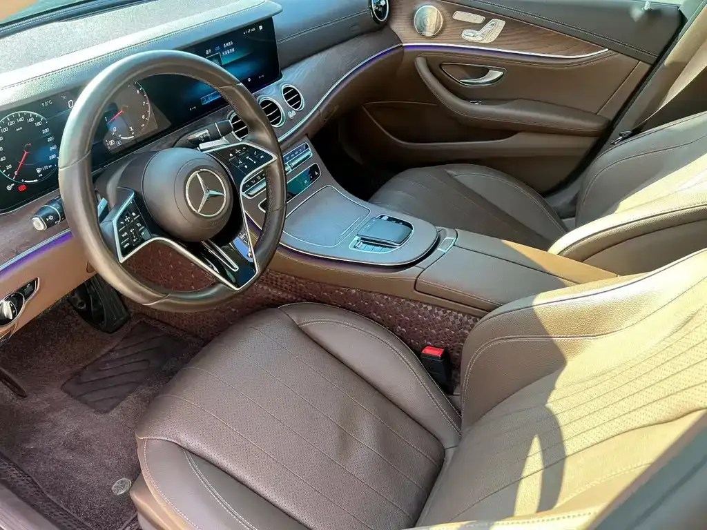Mercedes-Benz E-Class 2023 из CN, фото 7