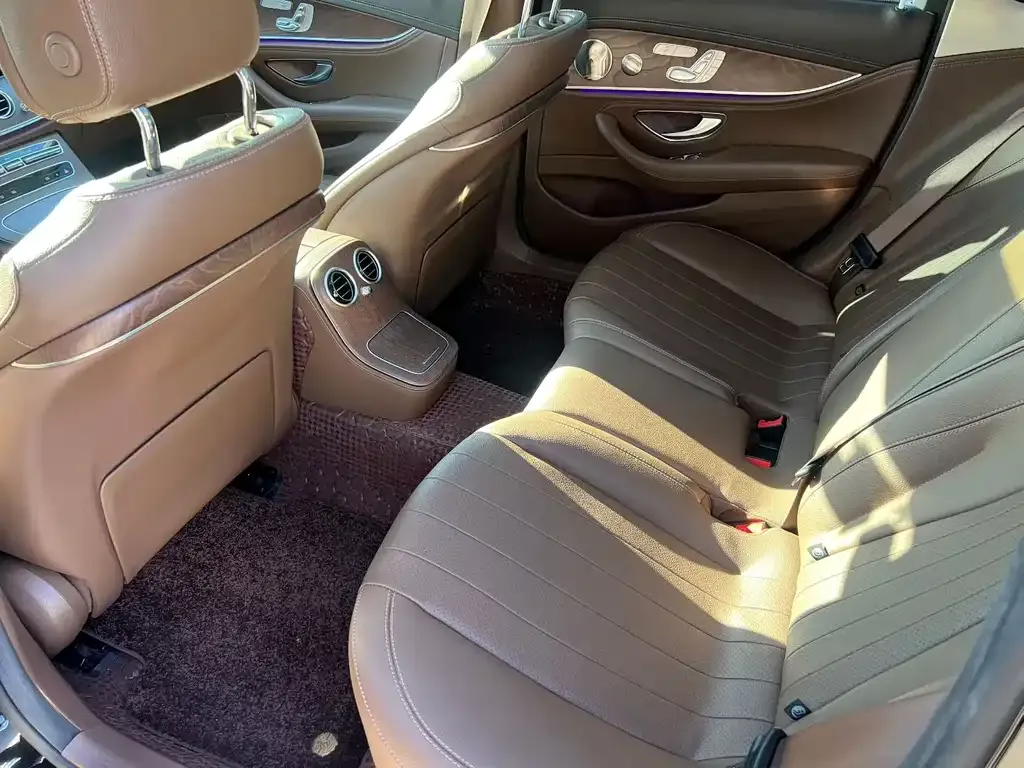 Mercedes-Benz E-Class 2023 из CN, фото 8