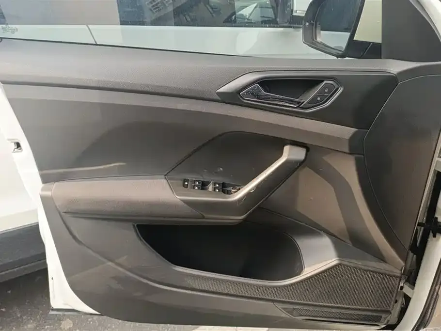 Volkswagen T-Cross 2024 из CN, фото 7