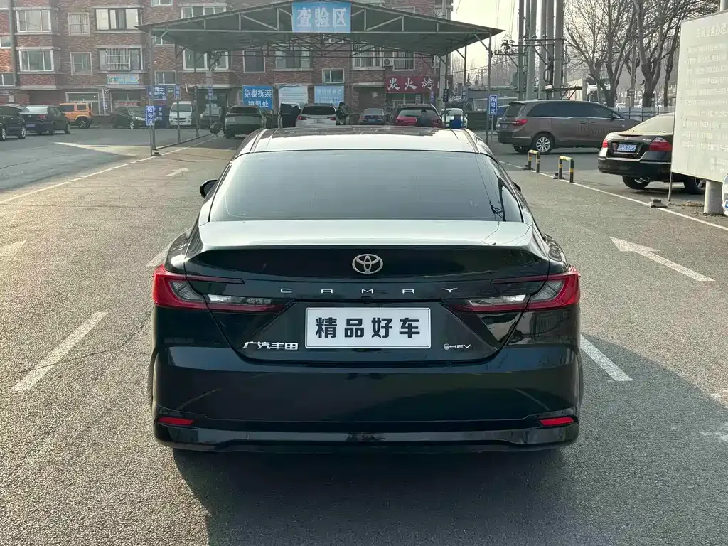 Toyota Camry 2024 из CN, фото 4