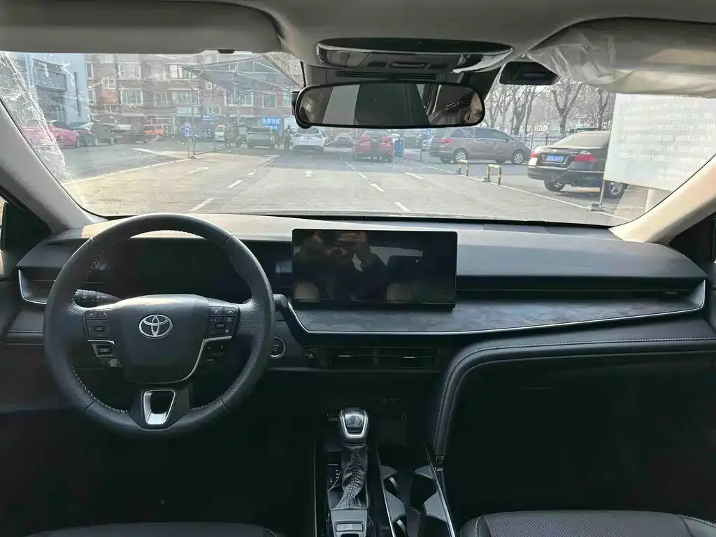 Toyota Camry 2024 из CN, фото 8