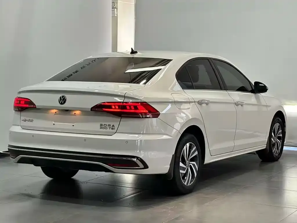 Volkswagen Bora 2023 из CN, фото 4