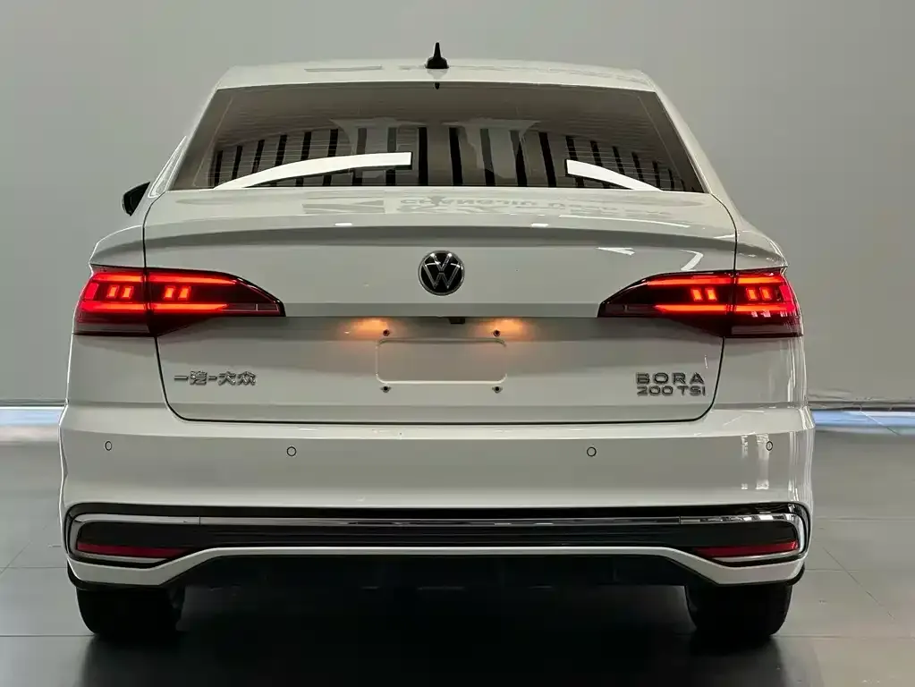 Volkswagen Bora 2023 из CN, фото 5