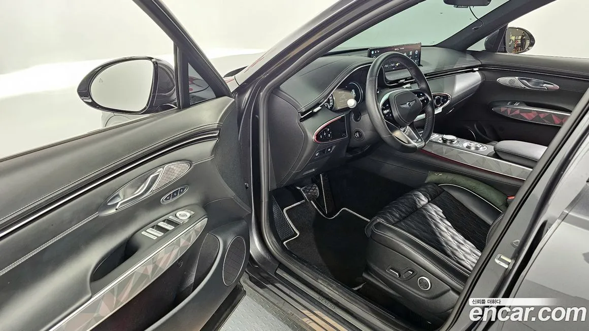 Genesis GV70 — фото 10