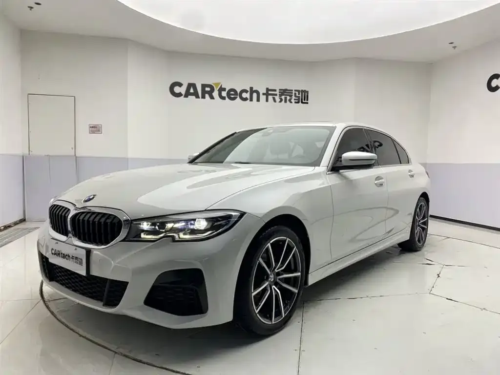 BMW 3 Series 2022 из CN, фото 1