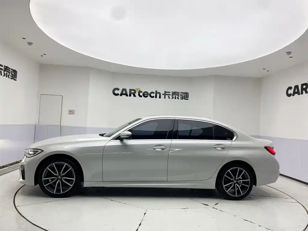 BMW 3 Series 2022 из CN, фото 8