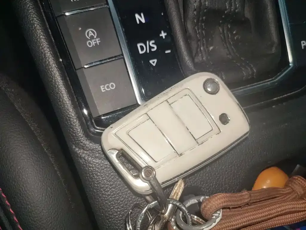 Volkswagen Lavida 2024 из CN, фото 9
