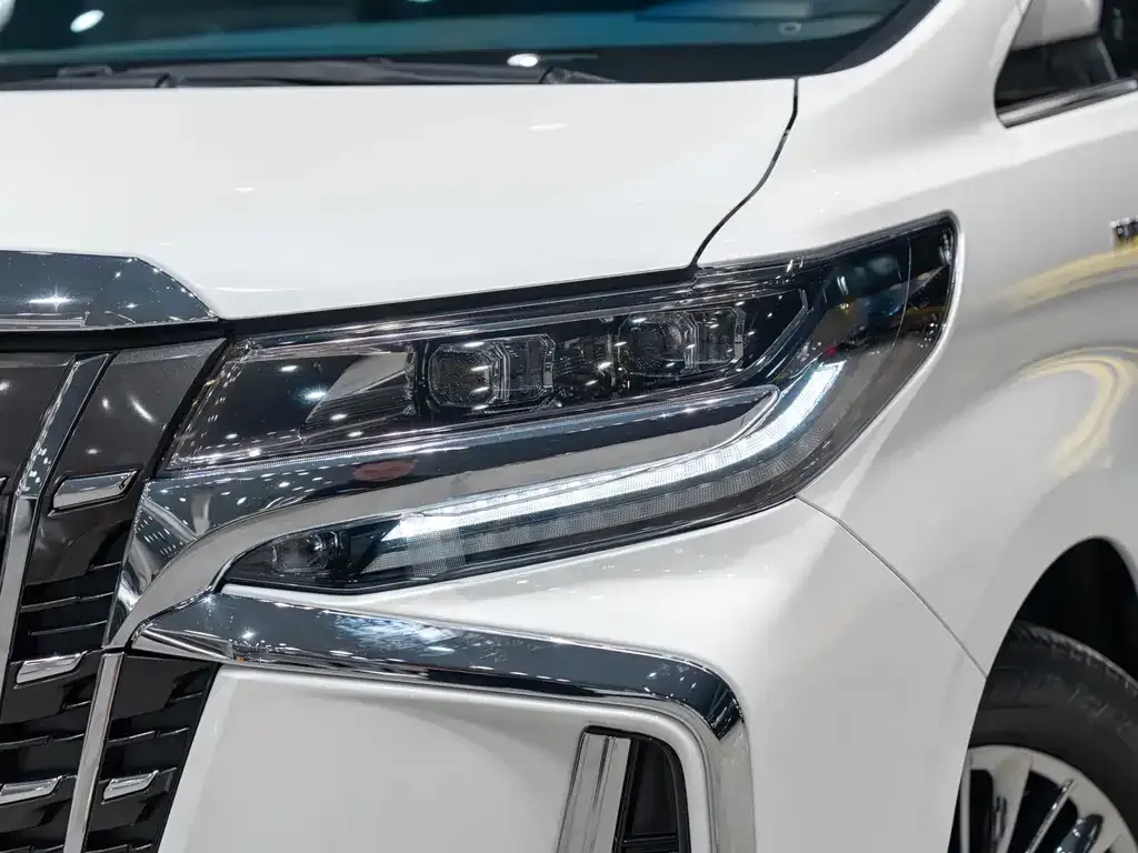 Toyota Alphard 2022 из CN, фото 6