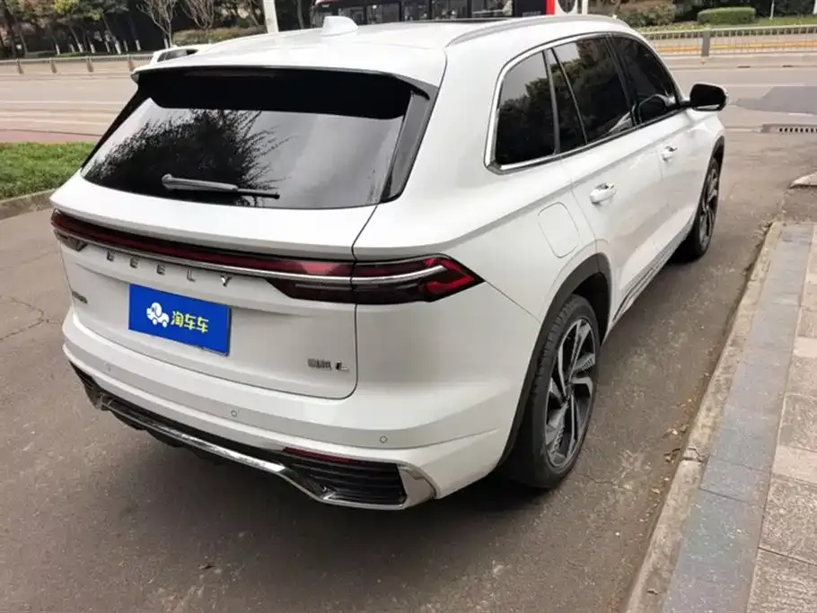 Geely Xingyue L — фото 3
