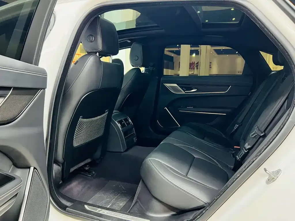 Jaguar XFL 2021 из CN, фото 10