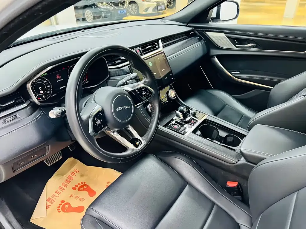 Jaguar XFL 2021 из CN, фото 7