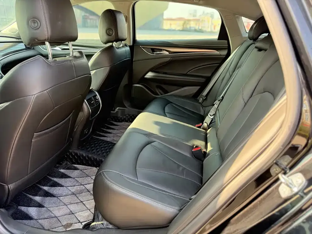 Buick LaCrosse 2023 из CN, фото 5