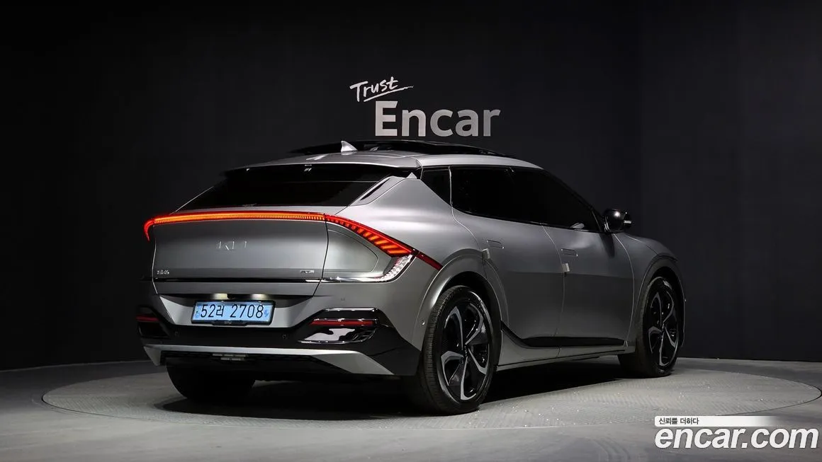 Kia EV6 — фото 2