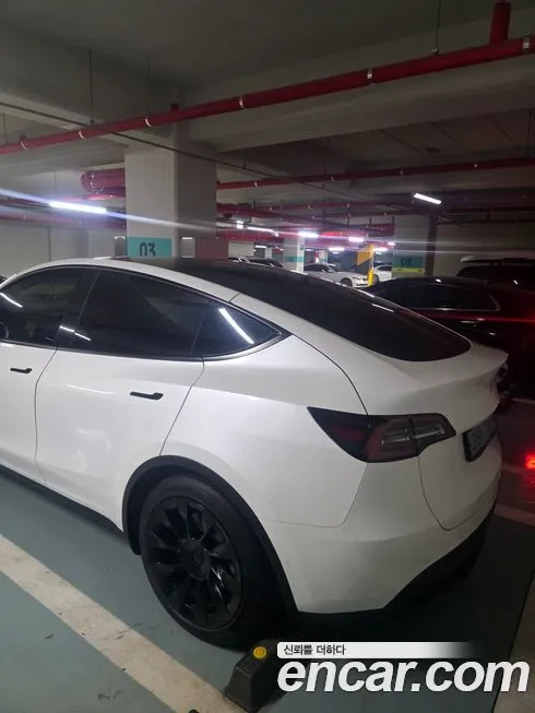 Tesla Model Y 2021 из KR, фото 8