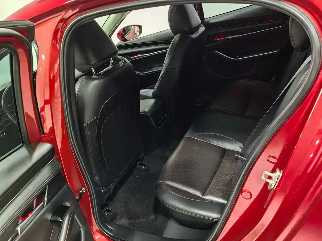 Mazda 3 Axela 2022 из CN, фото 10