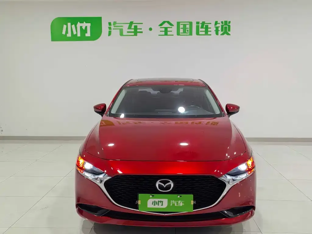 Mazda 3 Axela 2022 из CN, фото 2
