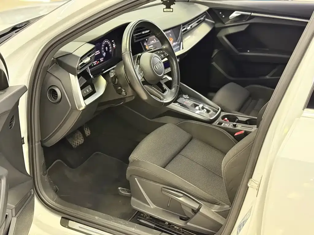 Audi A3 2021 из CN, фото 4