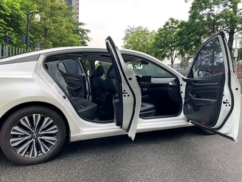Nissan Teana 2023 из CN, фото 10