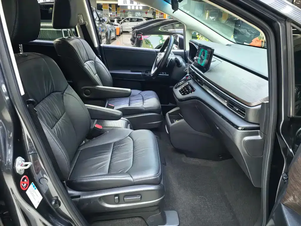 Honda Odyssey 2022 из CN, фото 10