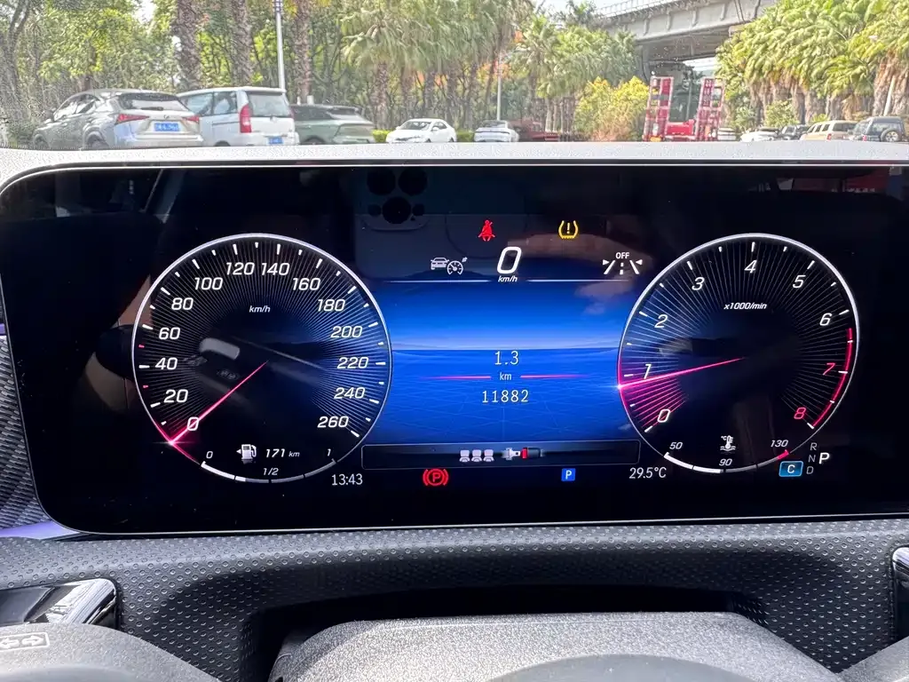 Mercedes-Benz A-Class 2024 из CN, фото 10