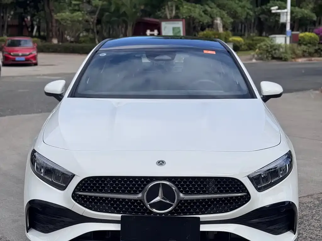 Mercedes-Benz A-Class 2024 из CN, фото 2