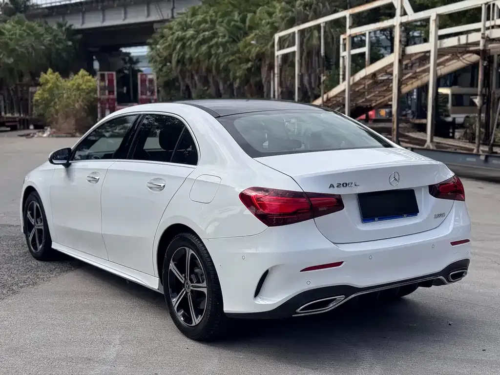 Mercedes-Benz A-Class 2024 из CN, фото 9