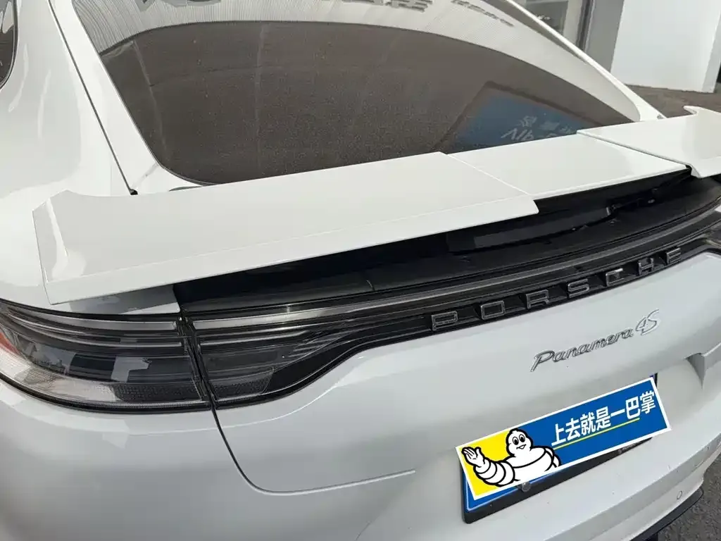 Porsche Panamera 2023 из CN, фото 2