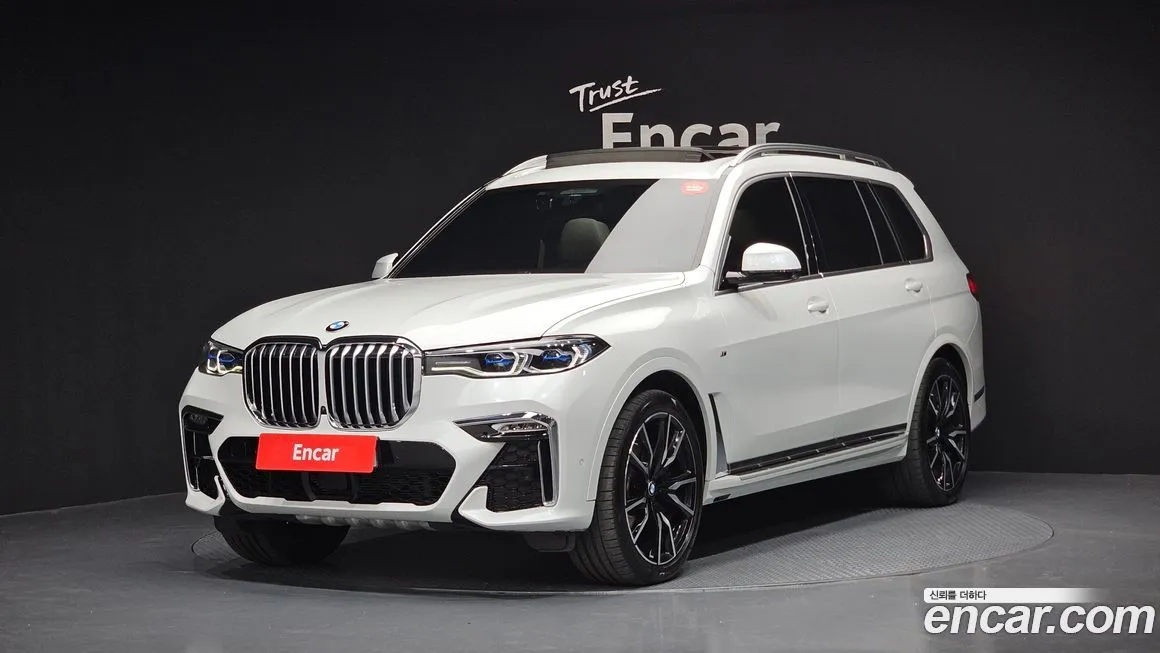 BMW X7 — фото 1