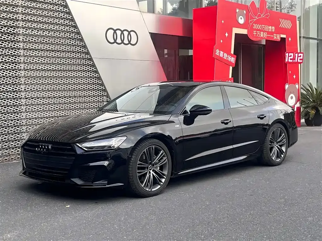 Audi A7 — фото 1