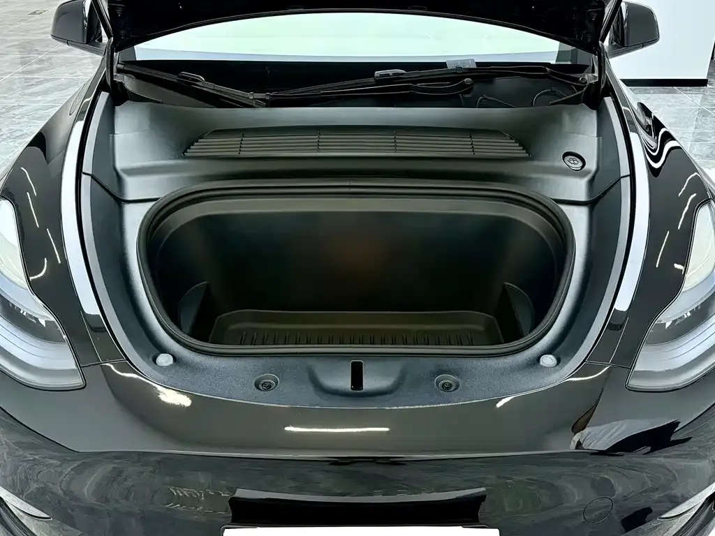 Tesla Model Y 2023 из CN, фото 7