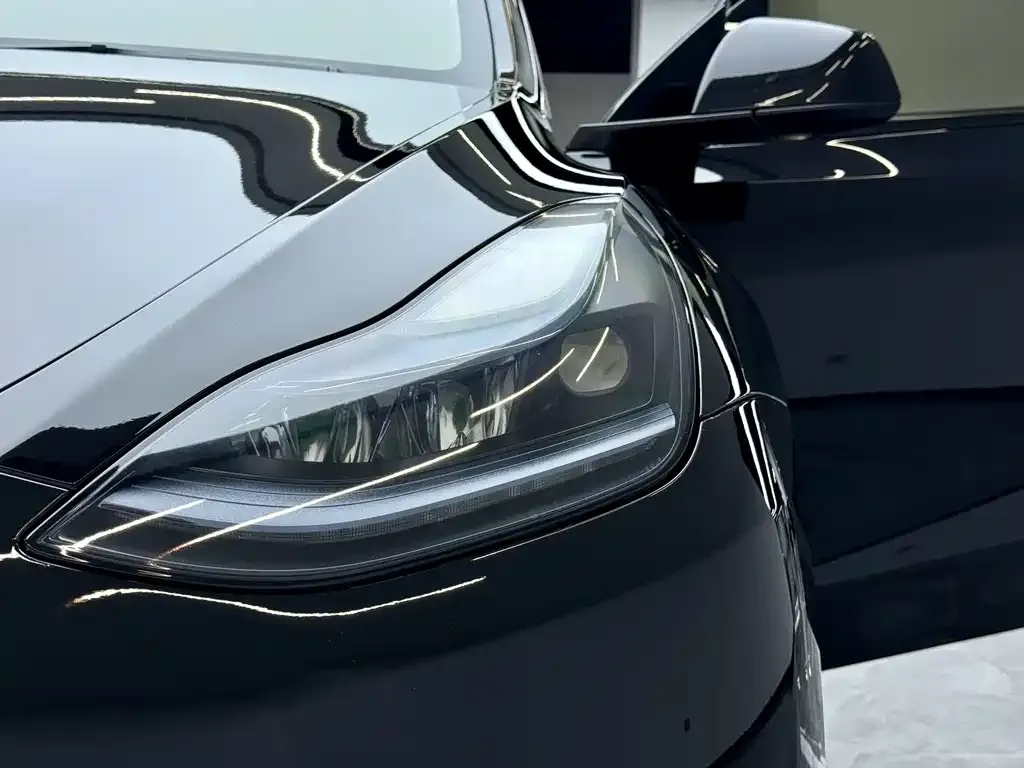 Tesla Model Y 2023 из CN, фото 9