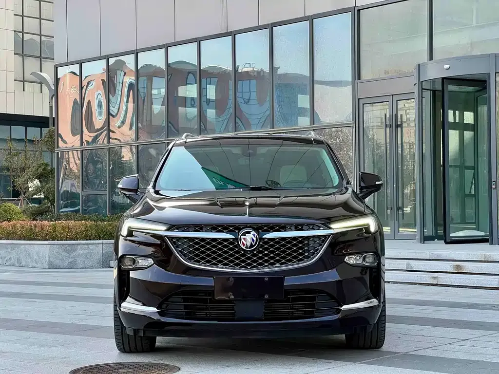Buick Enclave 2023 из CN, фото 2
