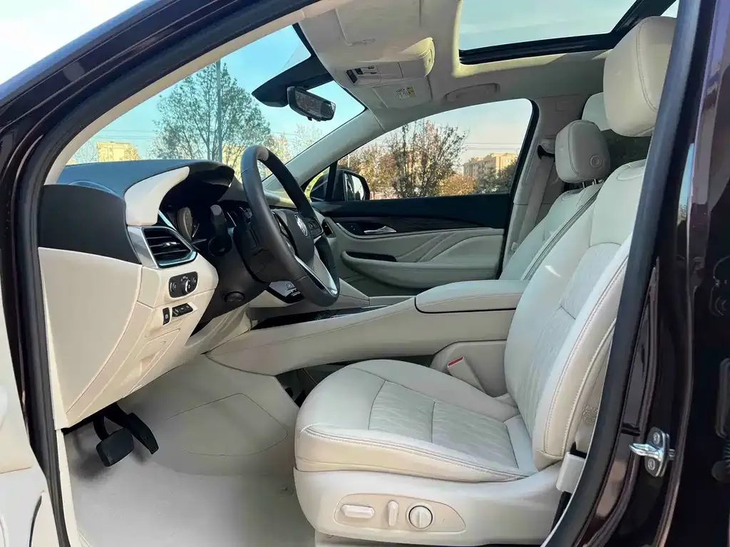 Buick Enclave 2023 из CN, фото 6