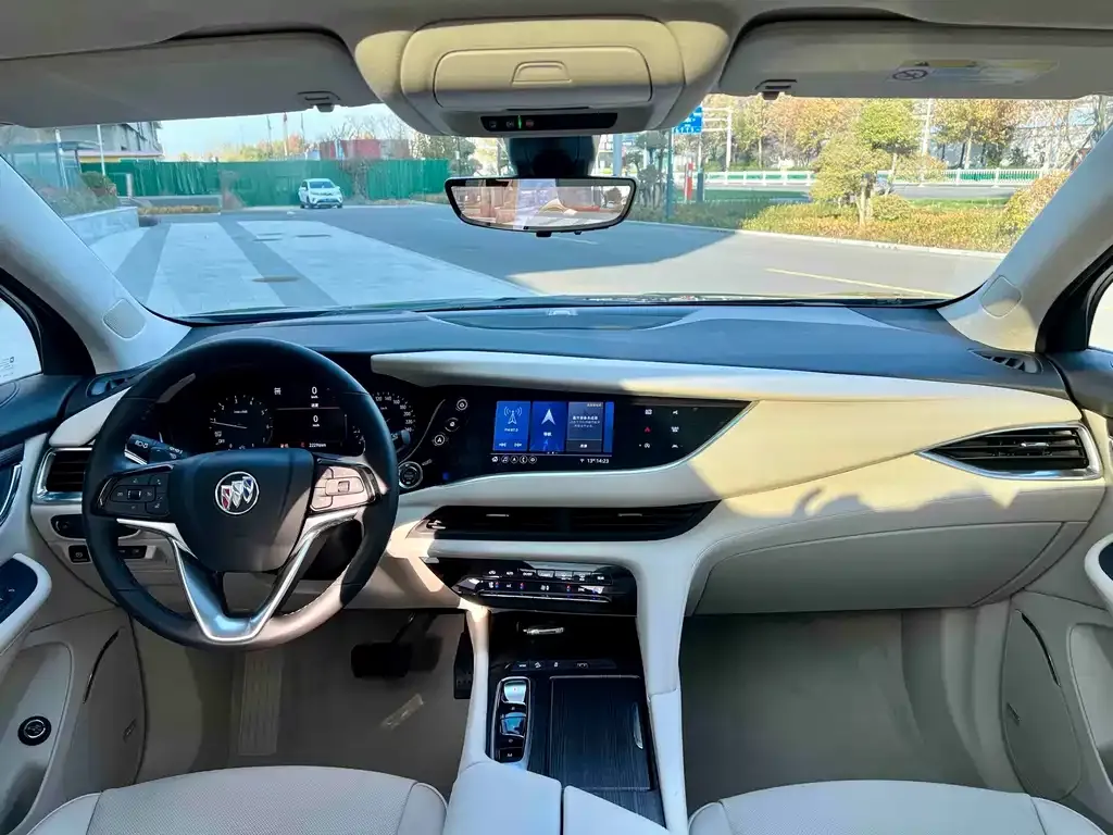 Buick Enclave 2023 из CN, фото 8