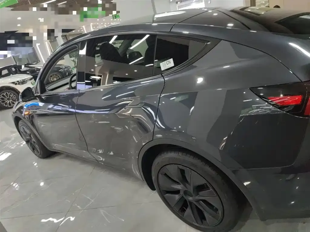 Tesla Model Y 2024 из CN, фото 5