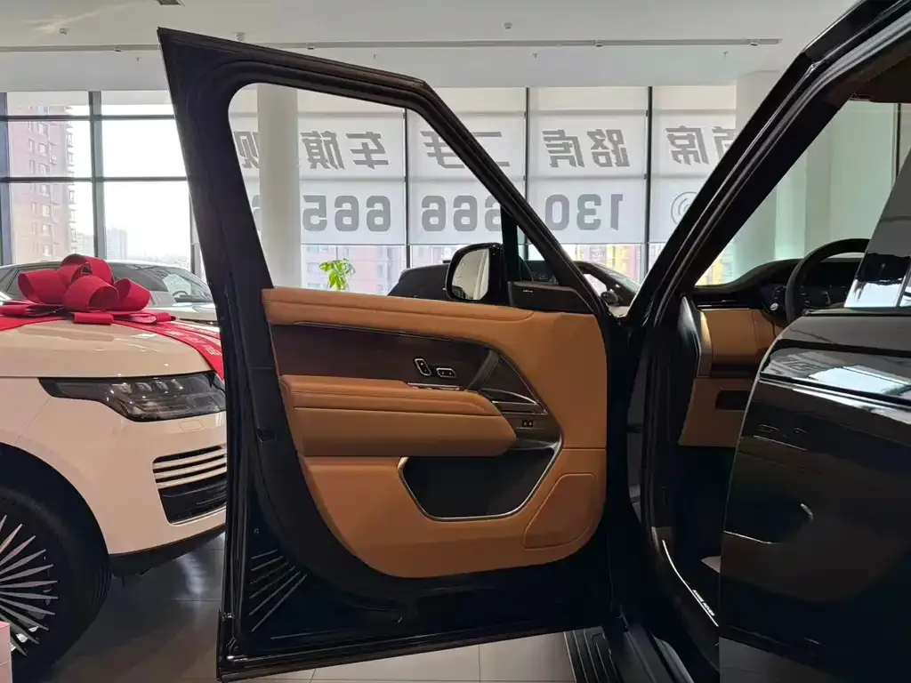 Land Rover Range Rover 2025 из CN, фото 6