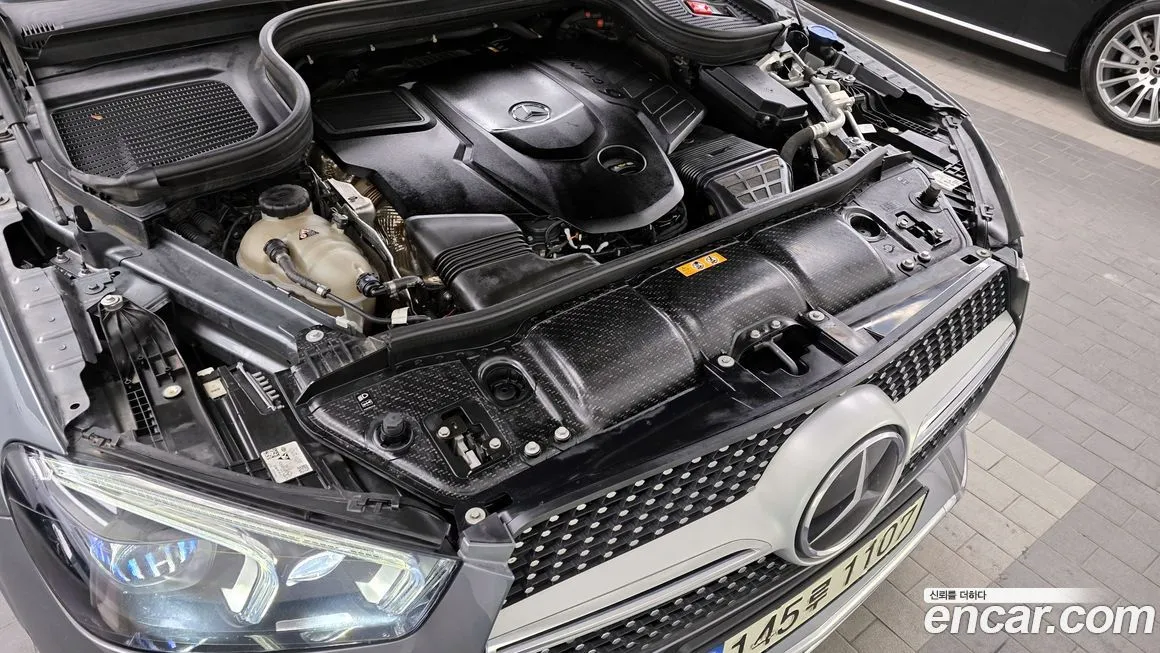 Mercedes-Benz GLE-Class — фото 6