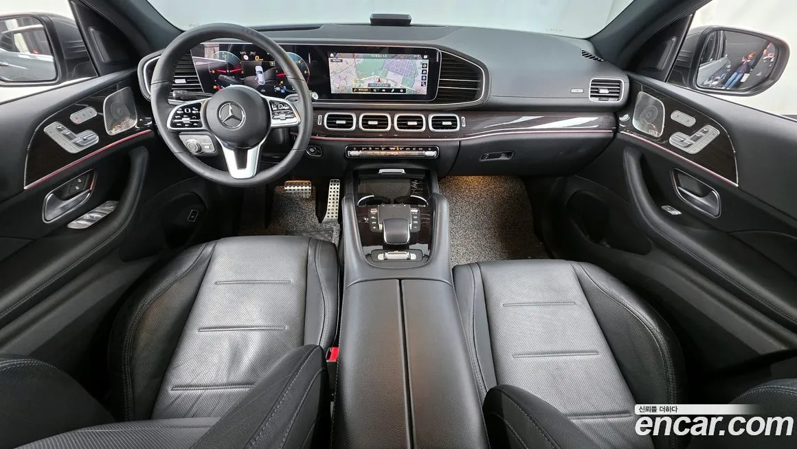Mercedes-Benz GLE-Class — фото 7