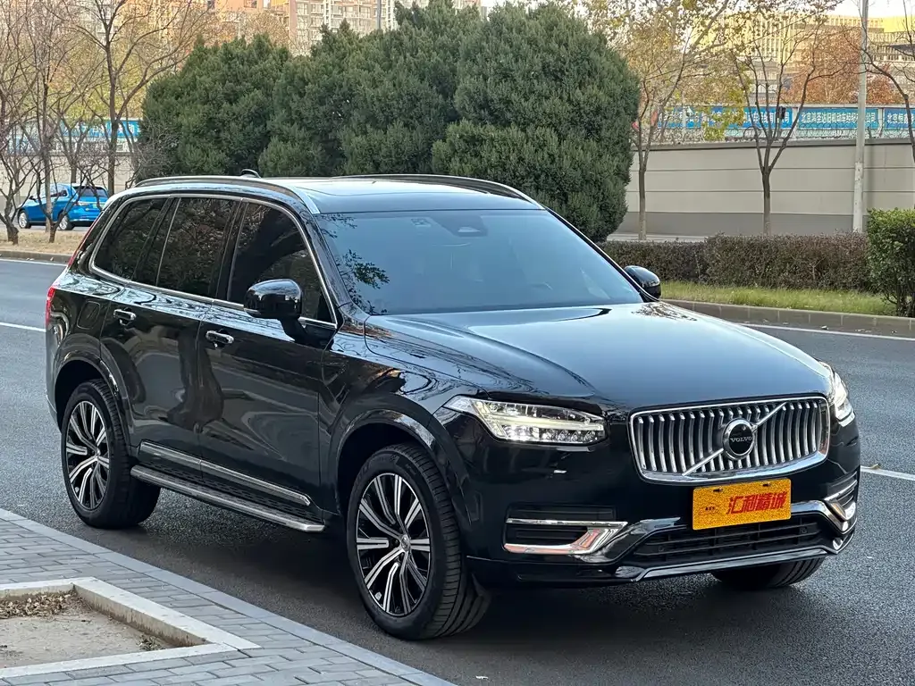 Volvo XC90 — фото 3