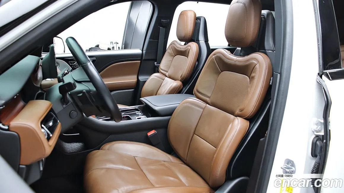 Lincoln Aviator 2023 из KR, фото 7