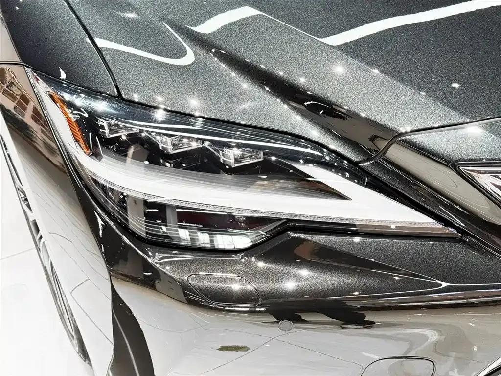 Lexus LS 2021 из CN, фото 10
